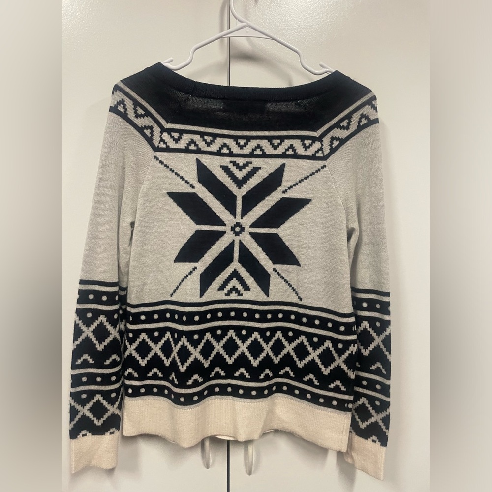 Ann taylor lightweight holiday ugly Christmas sweater. Worn once. Soft. Comfy